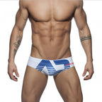 Printed swimsuit briefs