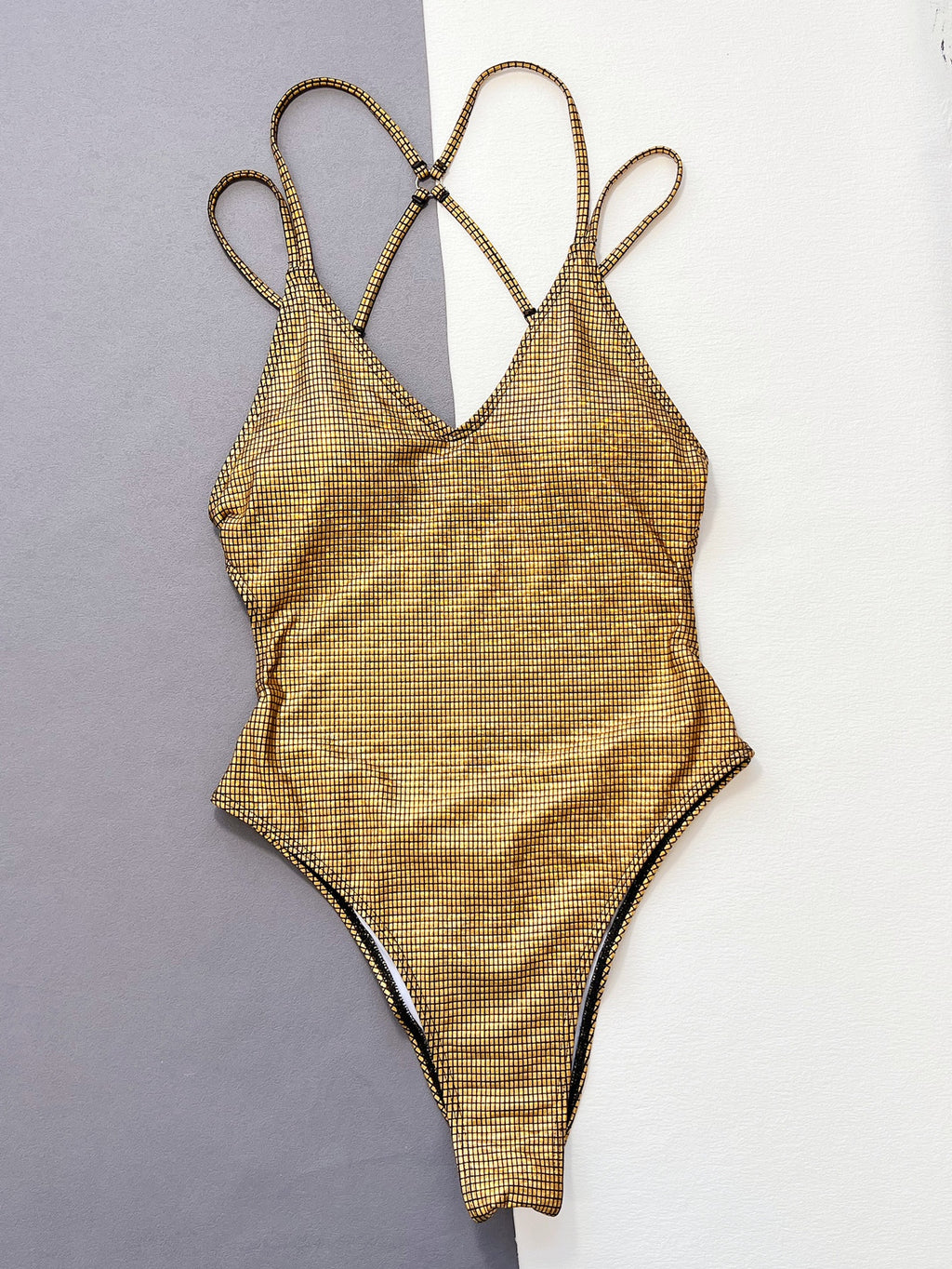 Womens Stylish Sexy Figure-hugging One-piece Swimsuit