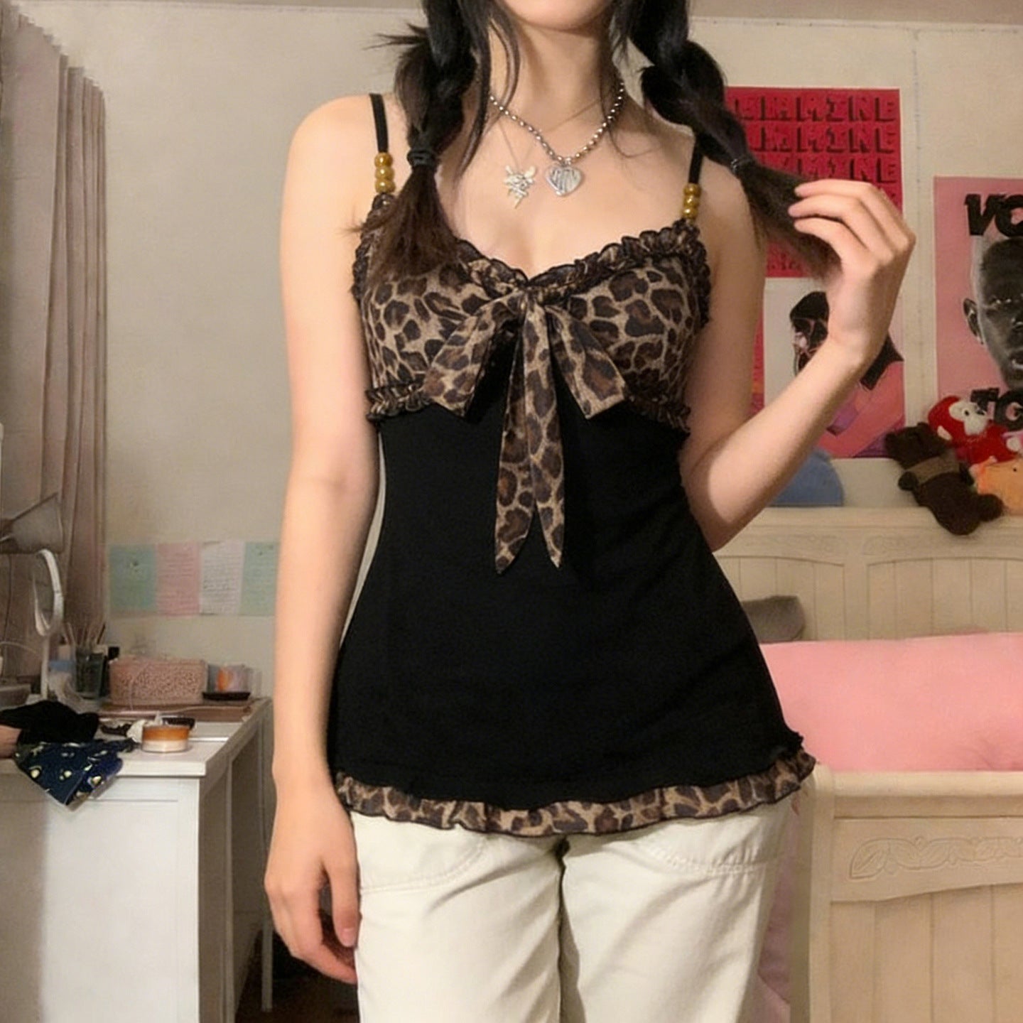 Lace-trimmed Beaded Base Tank Top